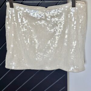 Rotate sequin skirt. Size FR34 (fits like US size 4). Worn only ONCE! Pristine!